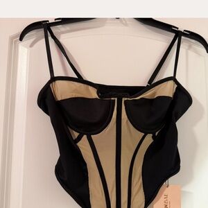 SHEIN Black and Tan Structured Bra with Adjustable Straps